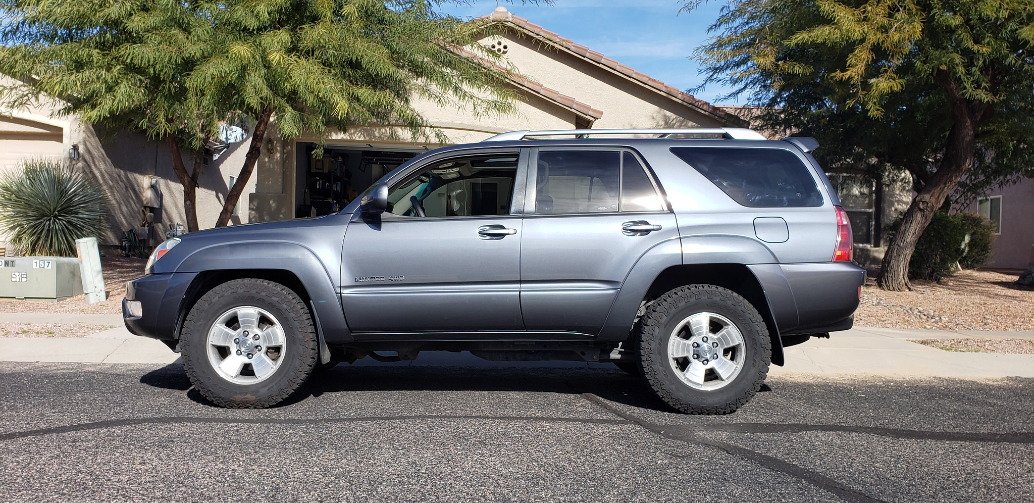 Collapsed XREAS Suspension on a 2003 Toyota 4Runner