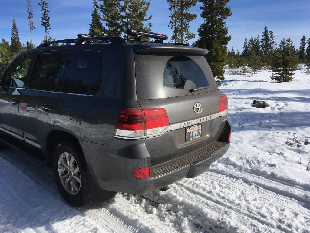 2020 Toyota Land Cruiser exterior