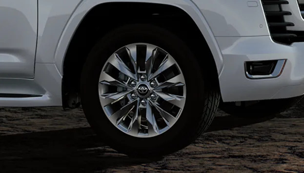 Toyota LC 300 Stunning Alloy Wheels