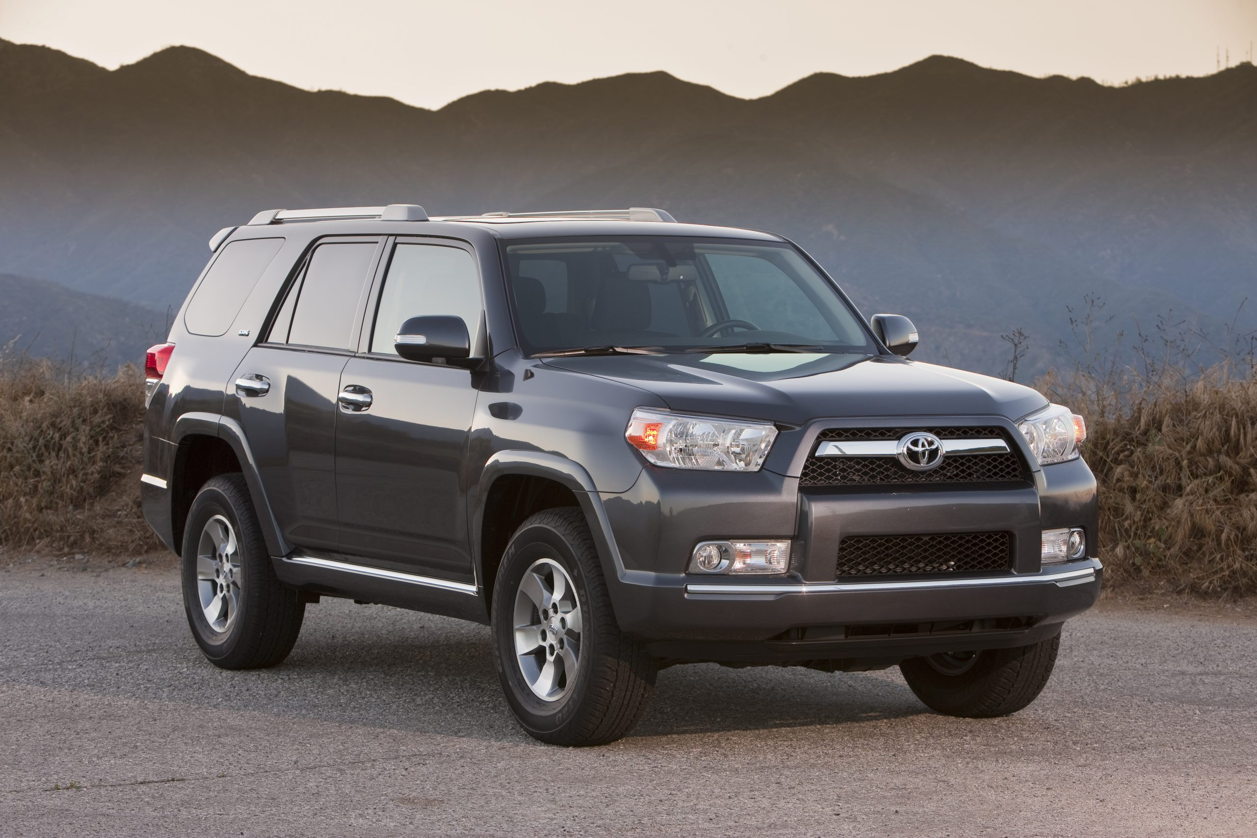 Front view of a 2010 Toyota 4Runner SR5.