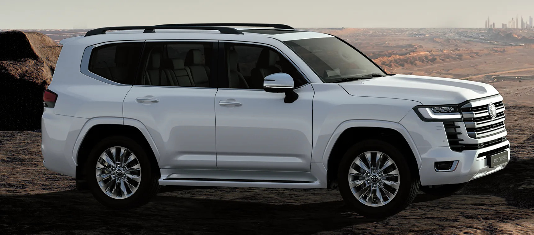 Toyota Land Cruiser 300 Exterior Gallery Image 8