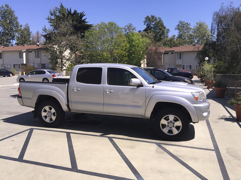 Toyota Tacoma Without a Roof Rack