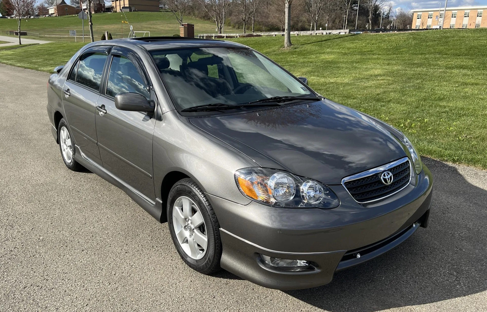 2006 Toyota Corolla S 2