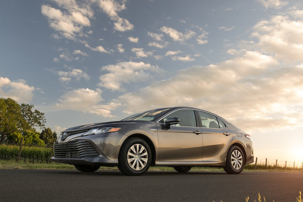 2019 Toyota Camry LE Hybrid