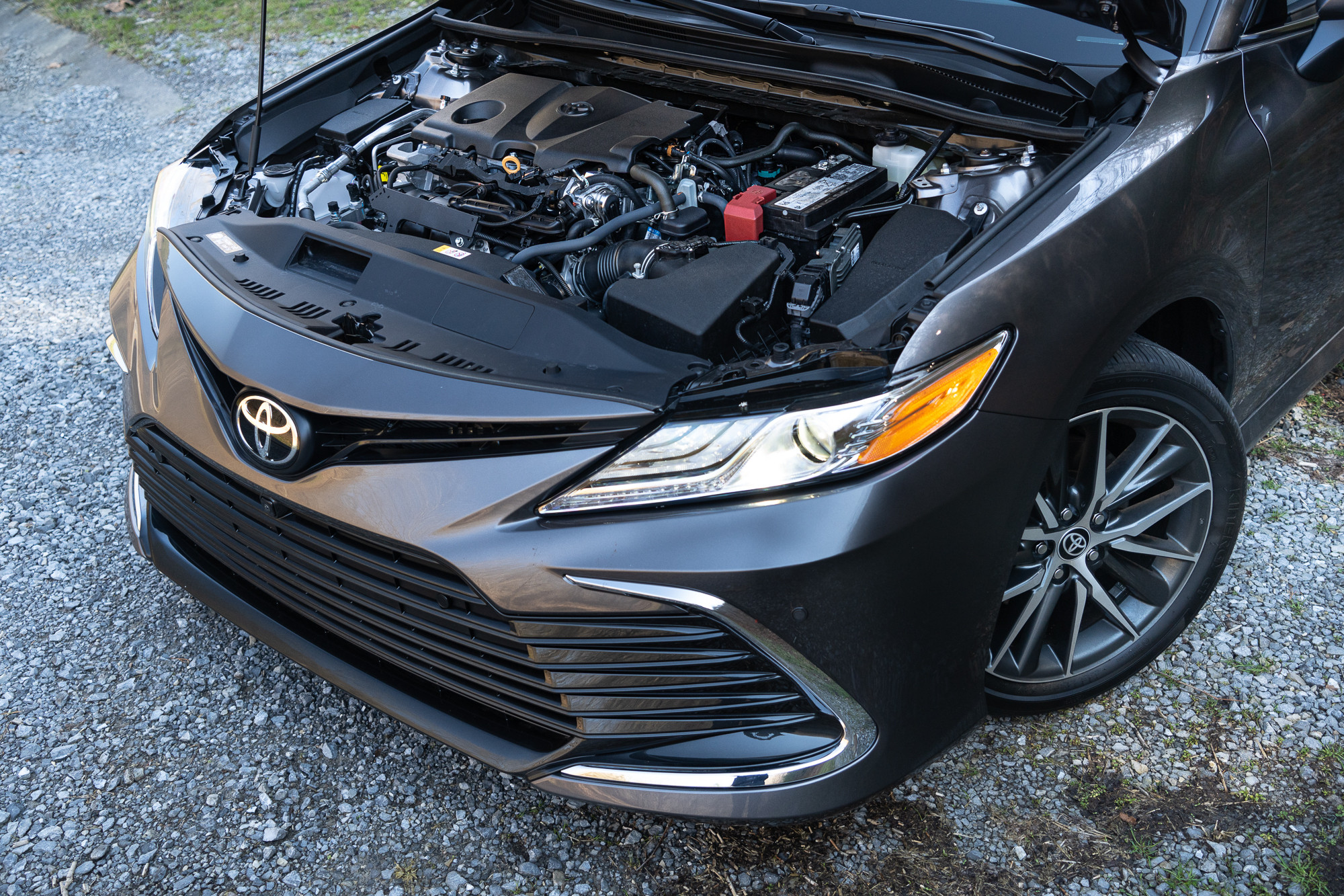 2021 Toyota Camry XLE AWD engine bay