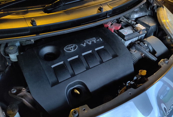 Toyota Yaris Interior
