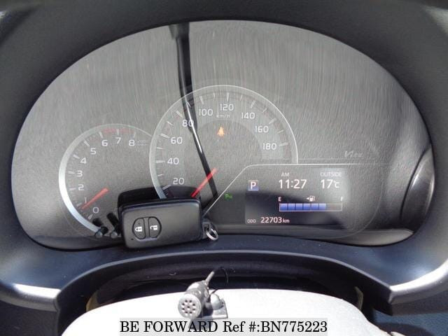 Toyota Vitz 2020 Meter showcasing fuel efficiency