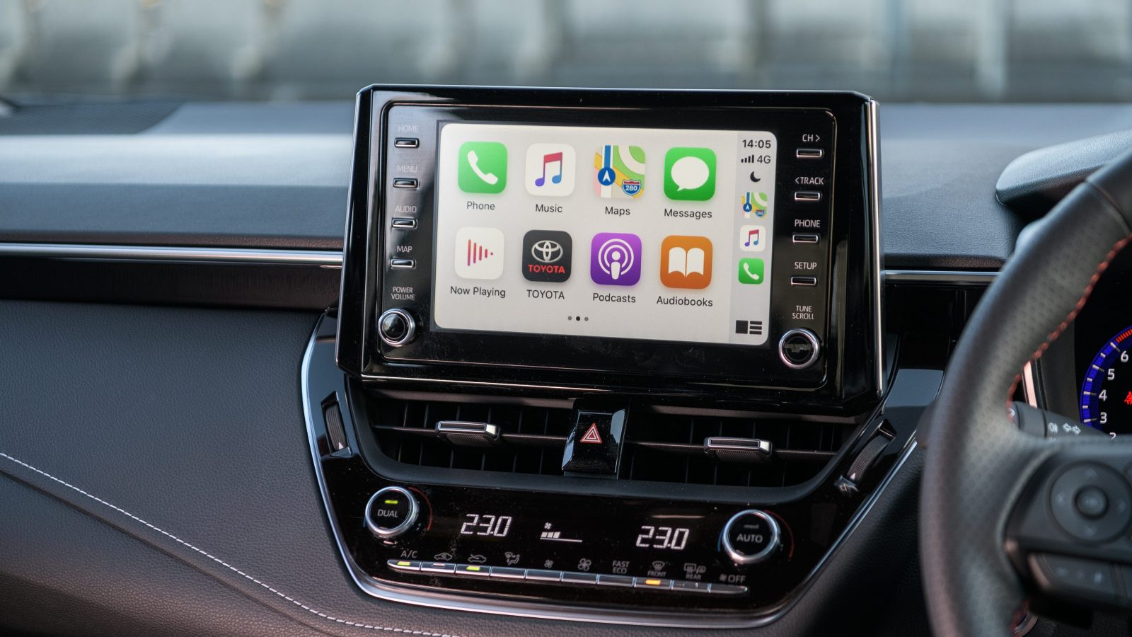 2019 Toyota Corolla Apple CarPlay connection using USB