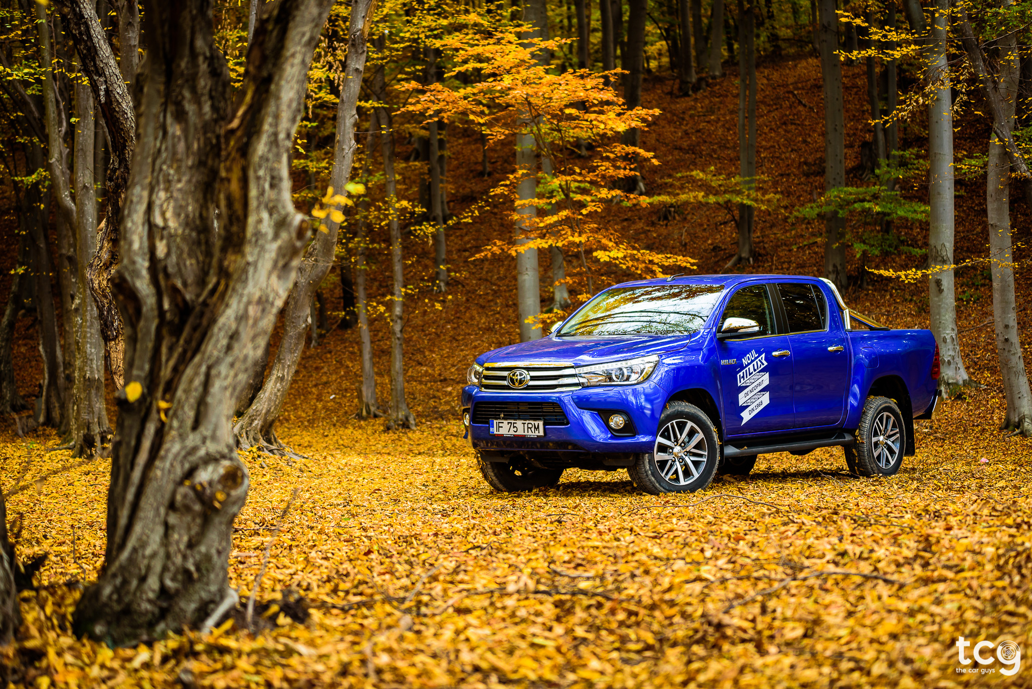 Toyota Hilux side design