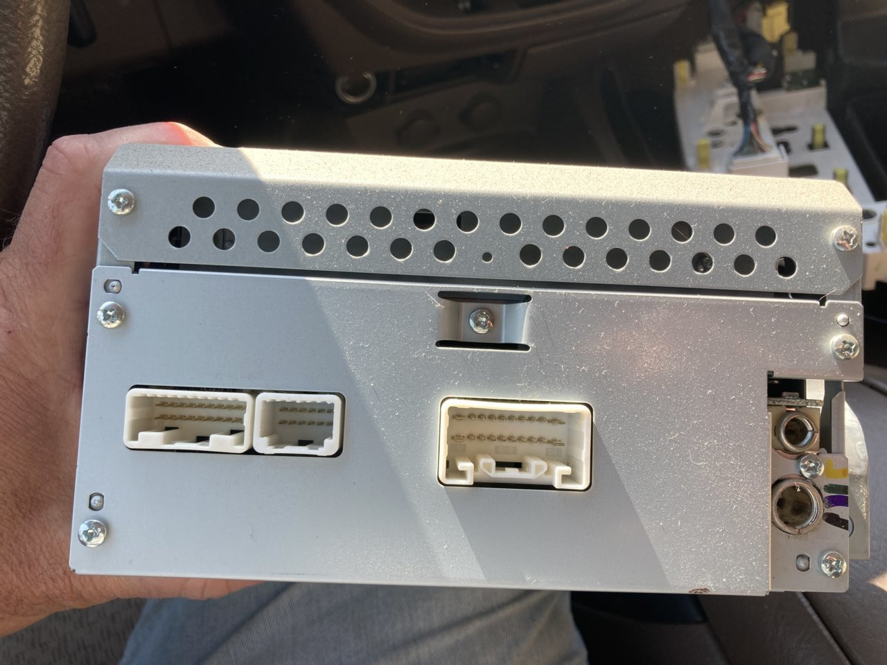 2006 Toyota Tacoma CD Changer Jack