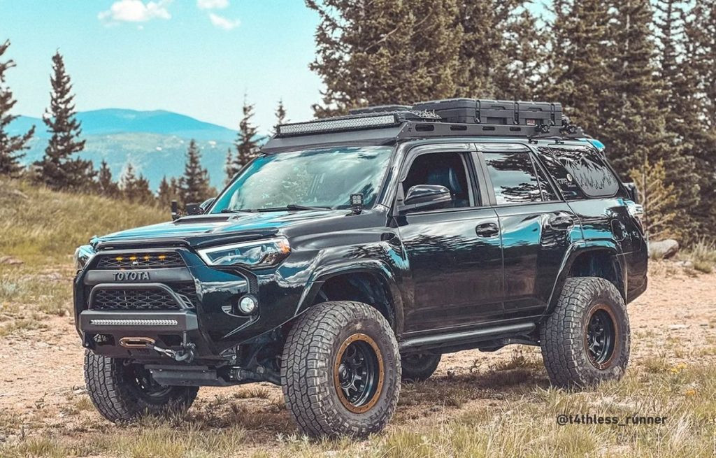 Overland Toyota 4Runner TRD Off Road Equipped With Kinetic Dynamic Suspension System