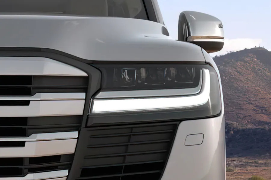 Front Design of Toyota Land Cruiser 300