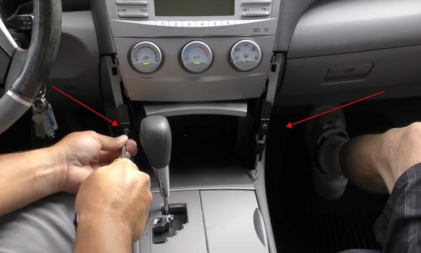 Lower Dashboard Screws