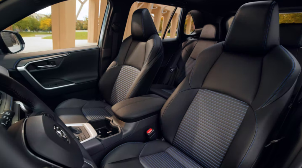 Toyota Rav4 interior