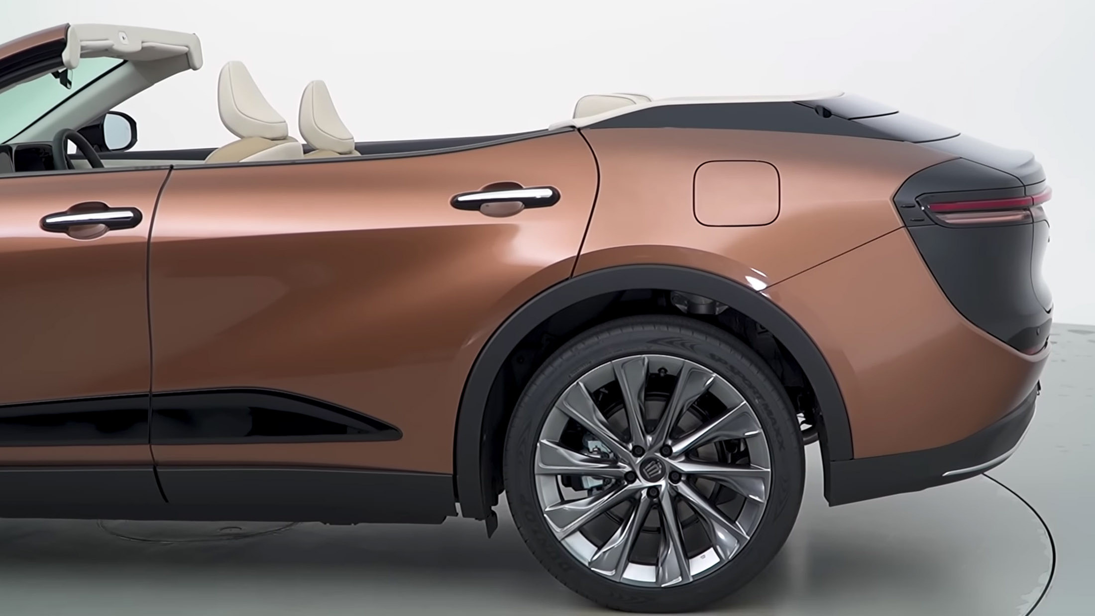 Toyota Century SUV Convertible Parade Car for Sumo Wrestling Champions