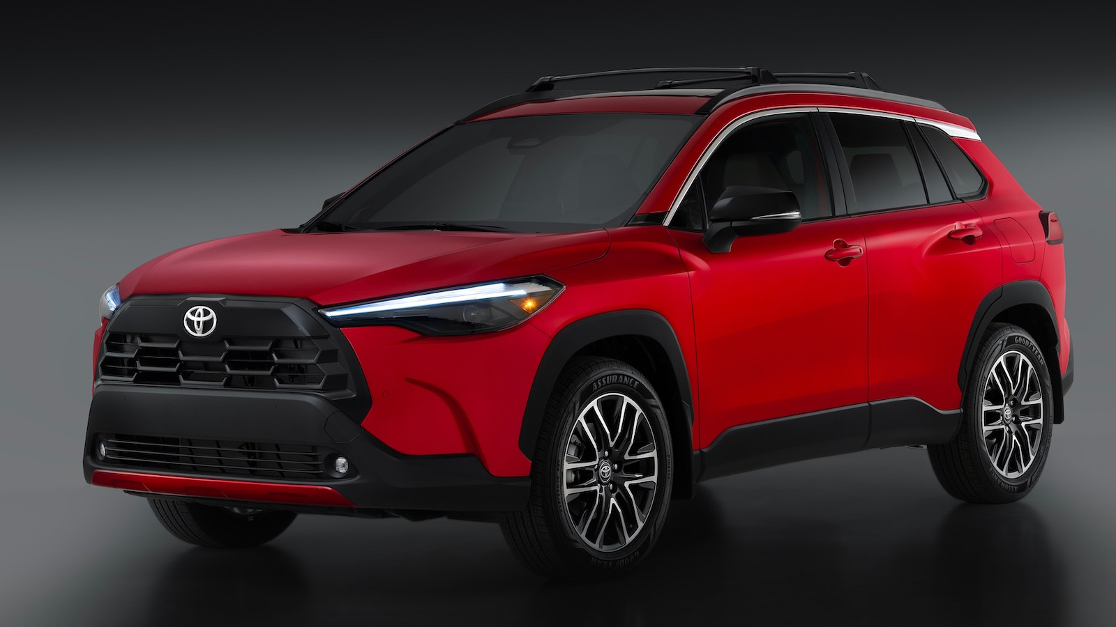 Toyota 2026 Corolla Cross Xle 001