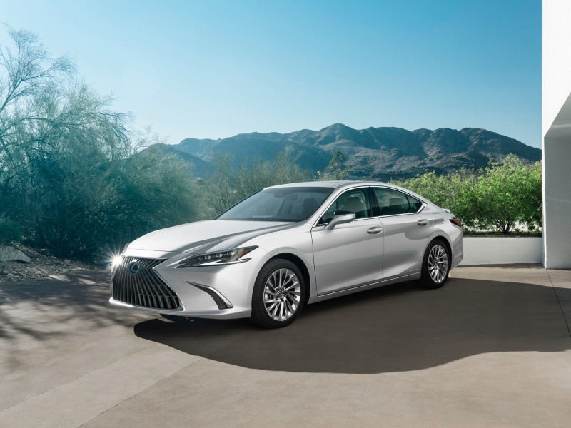 Hyundai Ioniq Hybrid Front View