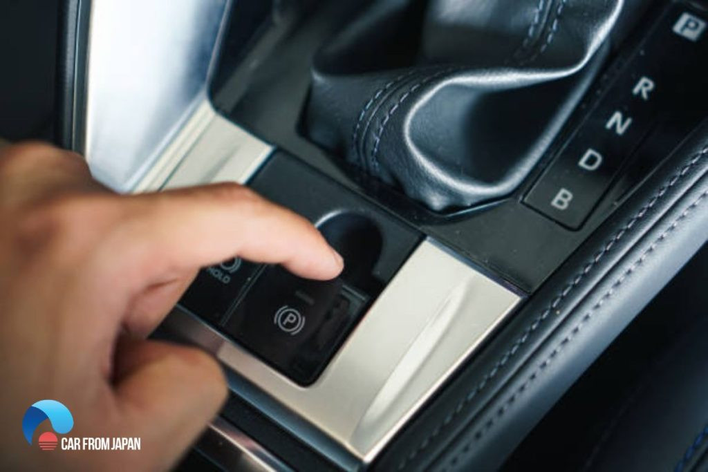 Understanding the B on the gear shift